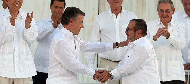 Sectores políticos en su mayoría apoyan nuevo acuerdo de Paz en Colombia