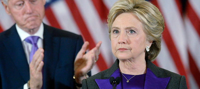 Clinton admite su derrota y pide dar a Trump una oportinidad