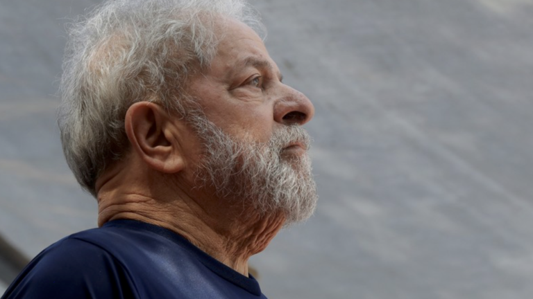 Lula se renuncia a ser candidato presidencial en Brasil